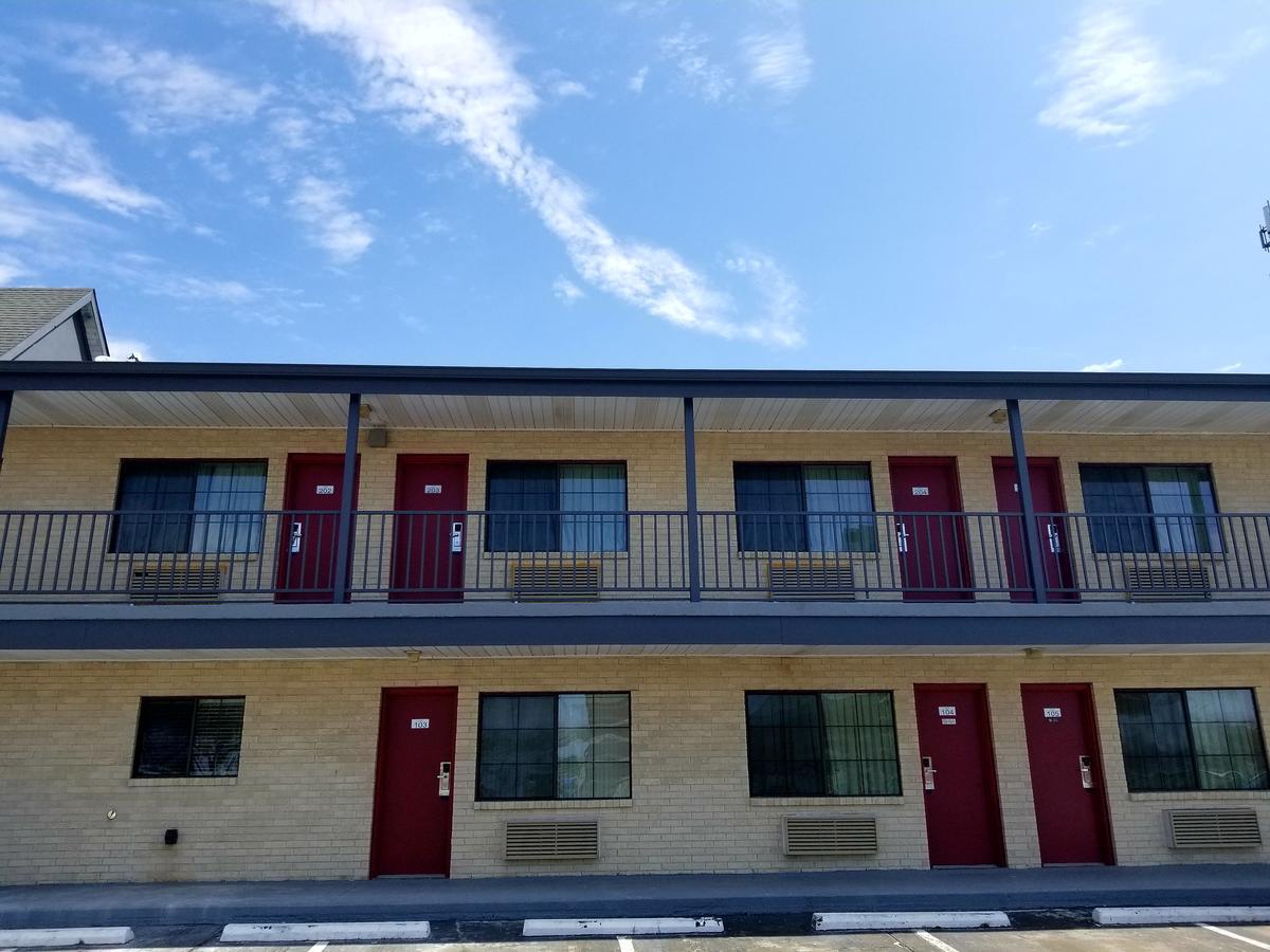 Executive Inn Pasadena Luaran gambar