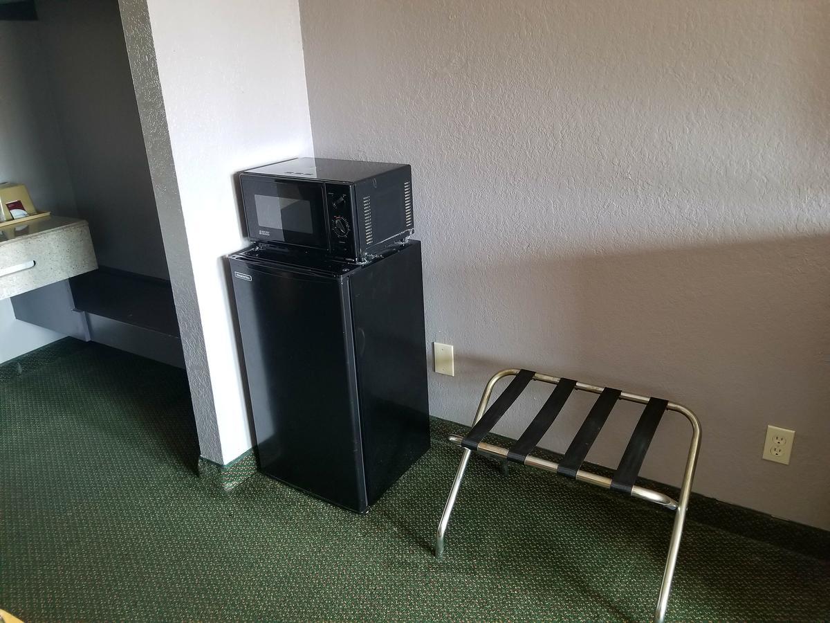 Executive Inn Pasadena Luaran gambar