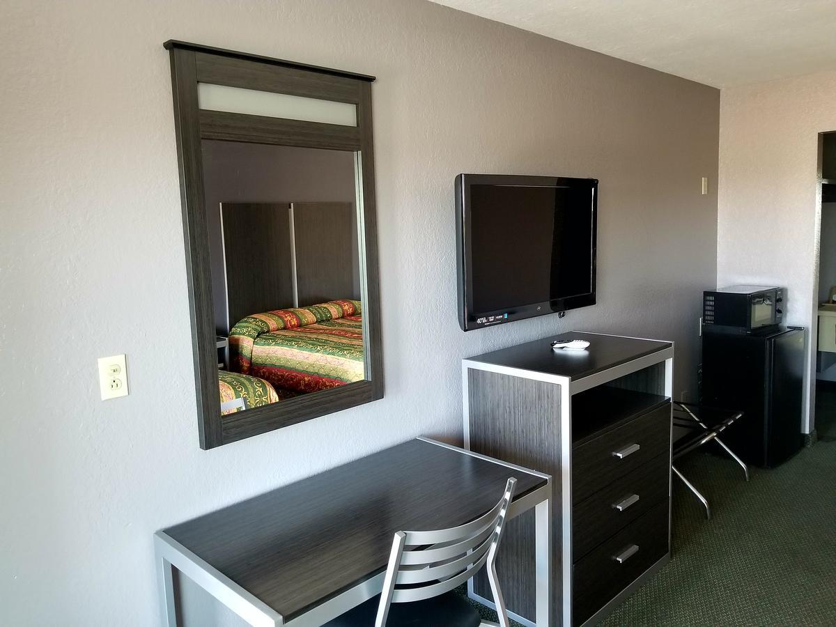 Executive Inn Pasadena Luaran gambar